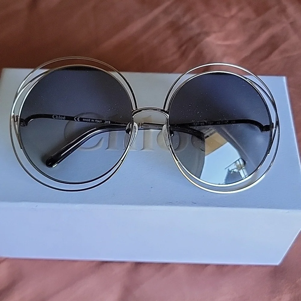 Chloe Carlina Round Frame Sunglasses - Picture 3 of 11